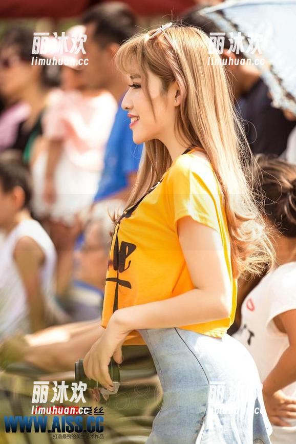爱丝特供：看看这些美丝职员，免费图集等你来翻