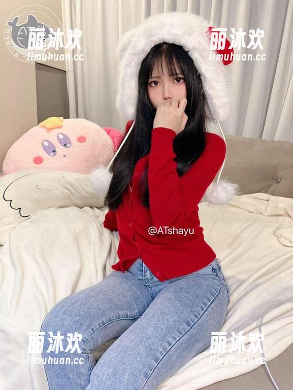 AT鲨 免费疯玩AT鲨的浴缸,美图如同水一样,让人忍不住想去捞一捞。