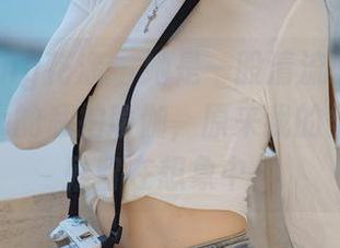 HuaYang花漾 - 她是一股清流——娜露Selena的私拍瑜伽，原来我的柔韧性只残留在想象中。