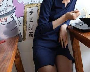 IESS异思趣向 - 小宝的精彩时刻：高清蝴蝶结凉鞋花絮