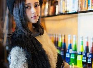 QingDouKe青豆客 - 原图福利在此！娜依灵儿婚纱中闪烁的秘密，你能找得出几条？