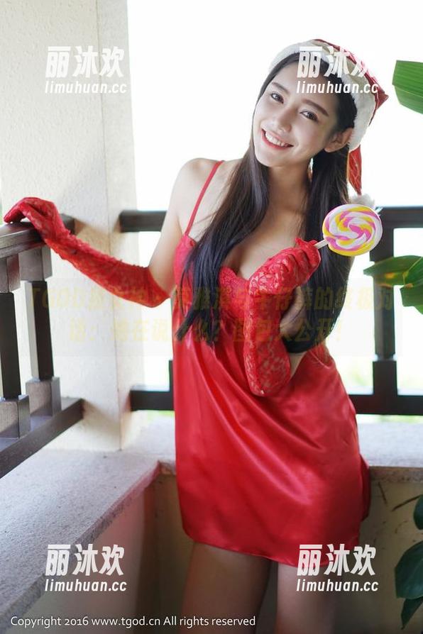 TGOD推女神 - 莫雅淇与牛仔裤的终极对话：她在说什么？图包大公开！