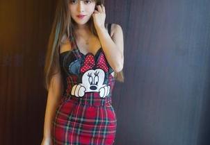 TuiGirl推女郎 - 说好的易阳泳池，原图却成了“水下双人舞”！