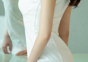 UGirls尤果网 - 蒋贝贝套装写真：如果衣服会说话，它们会不会叫我？合集值得保存