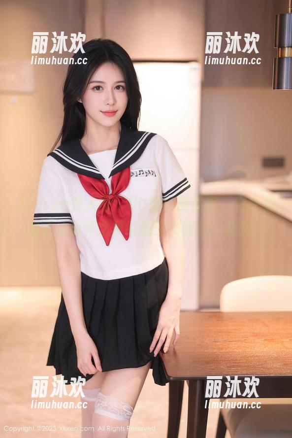 Xiuren秀人网 - UU酱的新图包，也许是为了让我怀念单纯的少女时代，哈哈！
