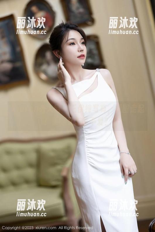 Xiuren秀人网-王伊纯 Xiuren秀人网 - 王伊纯写真,原图走起!美腿又怎能不爱?