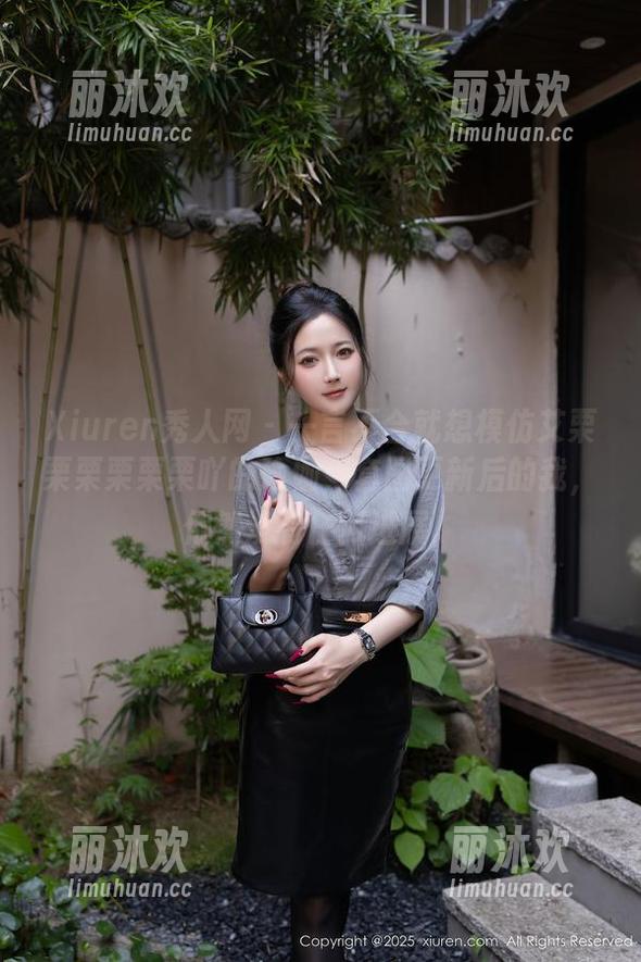 Xiuren秀人网 - 一言不合就想模仿艾栗栗栗栗栗栗吖的瑜伽，套图更新后的我，依然没有任何进展。
