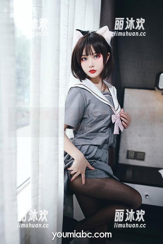 YouMi尤蜜荟 - 写真与私房：沈善熙的车饰大曝光？