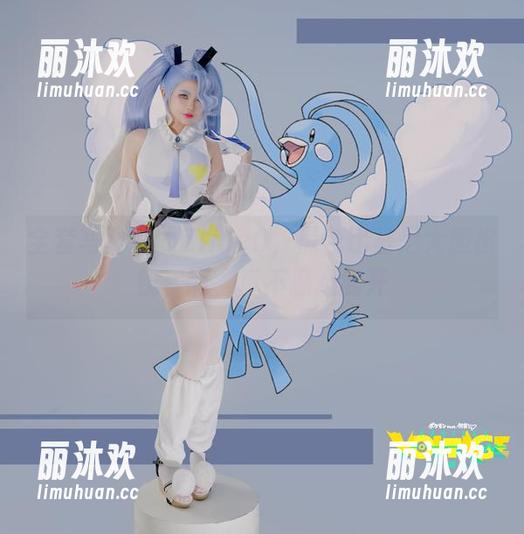 全套写真中的ZinieQ，黑色比基尼大胆出镜，啊，真不忍心离开