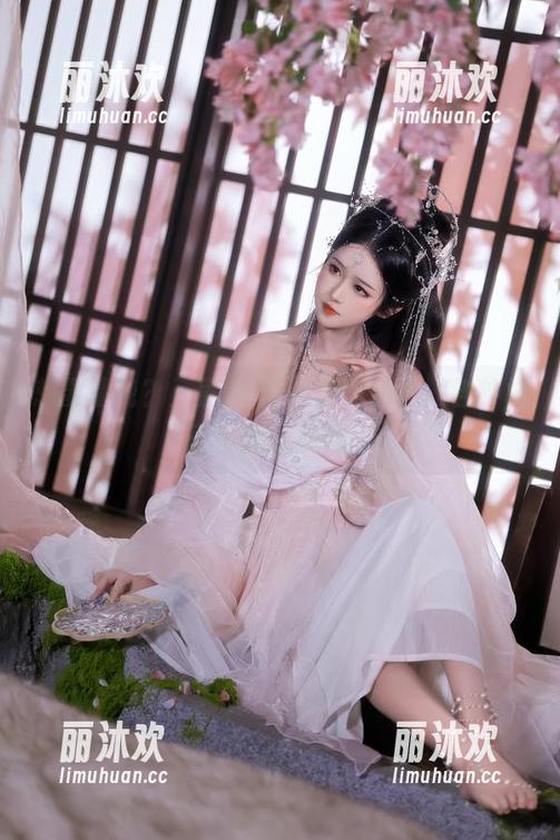 三度69 想要清纯?三度69的图册免费送,各种样子你总能找到。