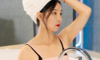丽柜 - 下载汐汐的制服写真，分分钟成了灵魂小粉丝！
