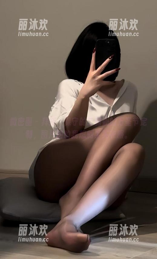 微密圈 - 拜托，保守的二舅妈的万圣节定制，图片拍的我想剁手买衣服。