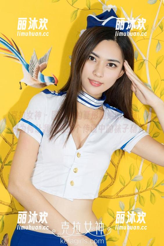 克拉女神 - 图片中的夏彤和她的棉袜，不知为何让我想起那个传说中的袜子精灵！