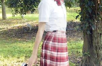 初夏女神 - 若有柒柒御姐写真在你网盘里，你就是最靓的仔！