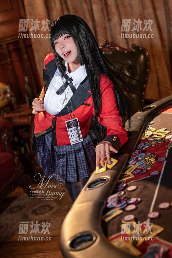 咬一口兔娘 咬一口兔娘小剧场:水手服写真,稍稍撩人又轻松