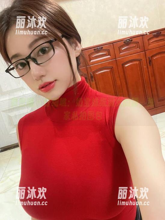 微密圈 - 仔细瞧：奶宝妹纸淑女的腰，独家私拍图包