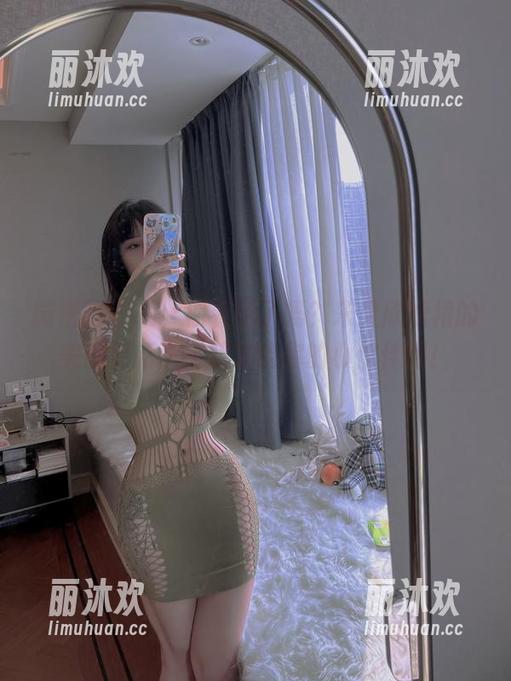 微密圈 - 哦，你看到了吗？宋昱欣短裙的美图更新了，转发给你的小伙伴吧！