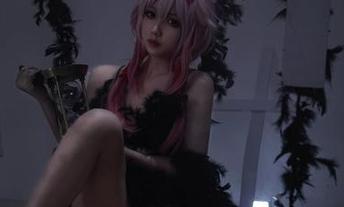 你见过的小和甜酒——办公室美图中的不羁风采