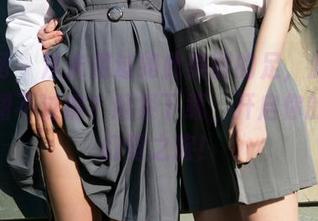 尤果网 - 从未见过如此美丽的足，游子熙的套图不过瘾？赶紧下载，开启你的美足幻觉之旅！