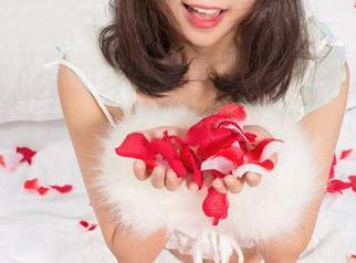 尤果网 - 黛熙儿的修女写真，充满对称美，却也让我想起那些令我怀念的校园时光…好吧，我可能错了。