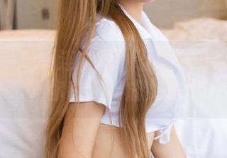 尤蜜荟 - 渴望连衣裙？下载娜露的写真集，你也可能成女神？