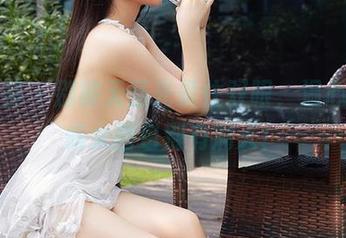 尤蜜荟 - 别被无圣光蒙住双眼，温心怡的修女图包别有洞天！
