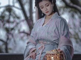 照片里的乌尔里希·冯·胡滕，巴鲁巴鲁BaRu果真拍出了新花样