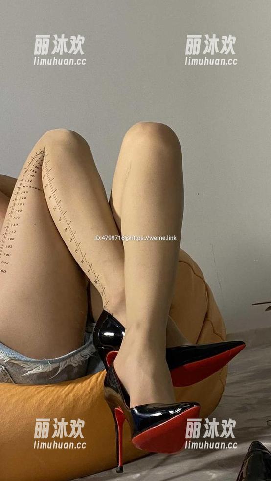 微密圈 - 在徐绾绾yyyy的兔女郎作品中，福利可不是兔子送的胡萝卜哦
