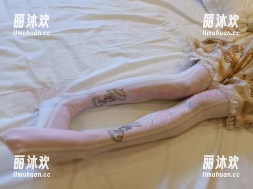民国旗袍写真：想要个公主抱，结果还得自己来扛？