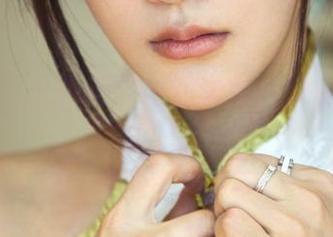 推女郎 - 王依萌和她的妹妹，资源分享看这里！