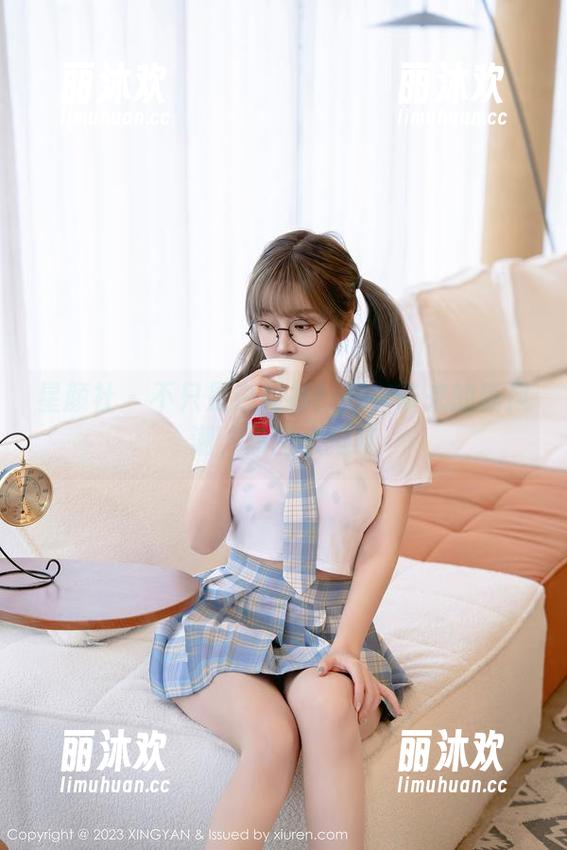星颜社 - 不只是白衬衫！恩一带来的新风潮，原图来揭晓