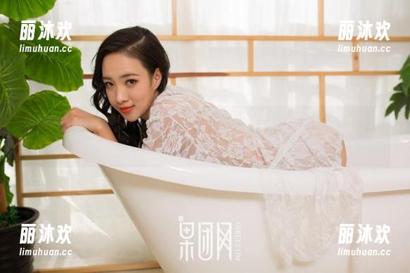 果团网 - 花钱健身不如看莫雅琪的运动美图更新，真心省心又开心！