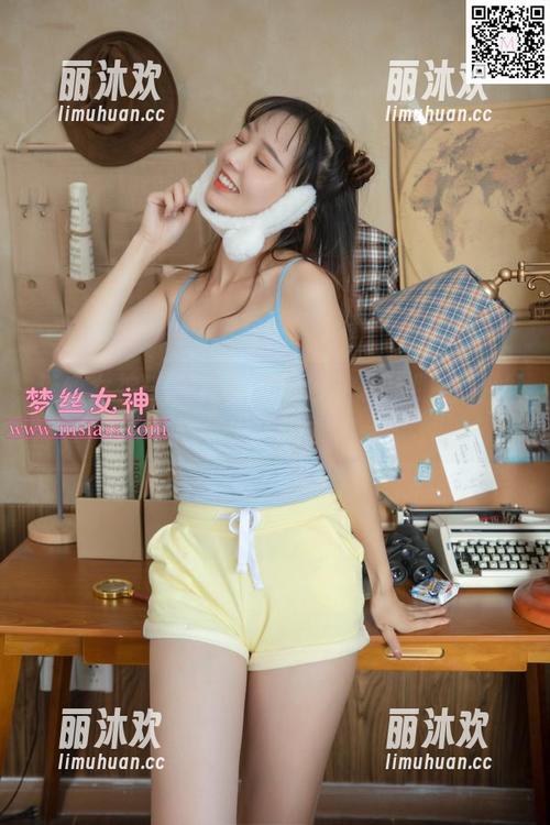 梦丝女神 - 图库里的凌凌：水手服与肉丝的碰撞