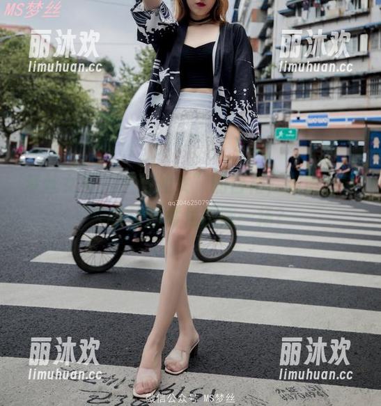 梦丝女神 - “莹仙女”的白裙，高清图包内容让我嘴角微微一扬？