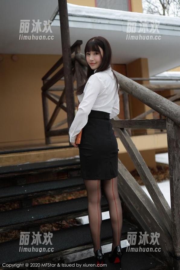 模范学院 - 网盘里一定要备份妞妞koko的女王写真，不想告别这股仙气。