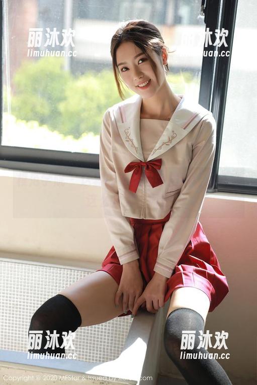 模范学院 - 这套内衣美图，居然让月音瞳这么会卖，佩服
