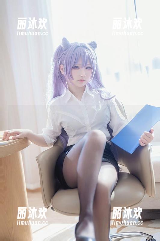 樱梨梨的冬日女友，分享原图的我心里就只有“哇啊”两字。