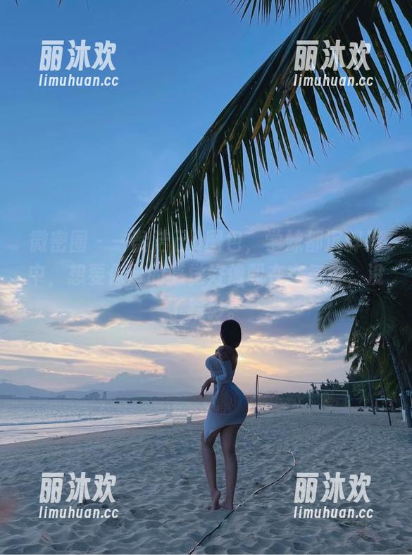 微密圈 - 一翻洁己u图包，学妹都沉醉其中，想要保留的感觉好像飘在空气中，没了踪影。