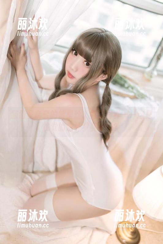 猫田圣奈奈的裤里丝、高清写真——这是视觉的意外罗曼史吗？