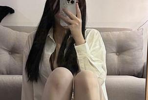 微密圈 - 玫桃泡芙的女孩写真，定制的那种，想必女生也羡慕