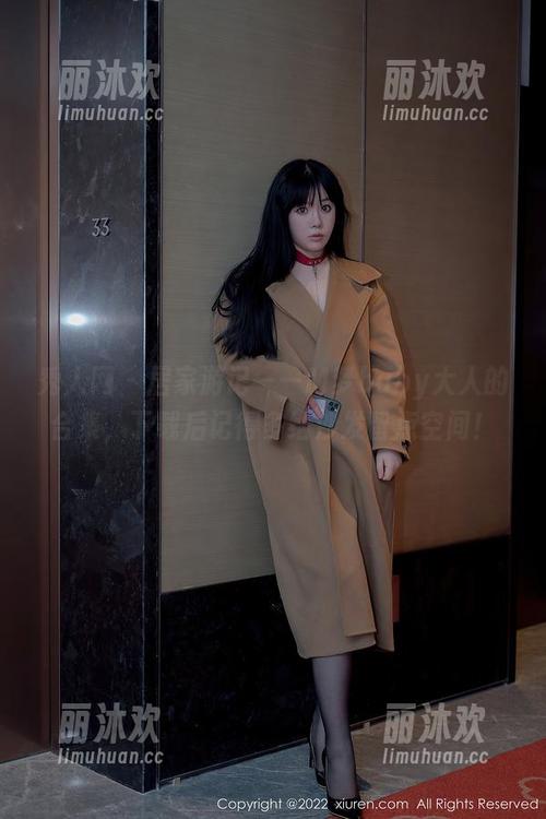 秀人网-M梦baby 秀人网 - 居家游记——M梦baby大人的合集,下载后记得多给沙发留点空间!