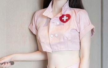 秀人网 - 这波丹妮Danny水手服套图资源，有点海浪拍打后的撩拨…