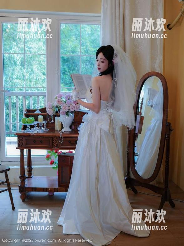 秀人网-安然 秀人网 - 逐渐迷失的酒吧侍应生安然的图片,下载前别说我没警告你!