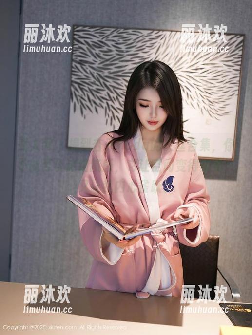 秀人网 - 提到杏子Yada的灰丝合集，你不能否认这细腻感，它让空间变得柔和，又让我内心雀跃。