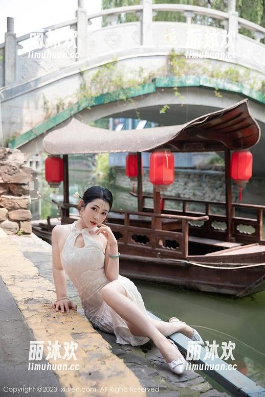 秀人网 - 这一组艾栗栗栗栗栗栗吖的和服写真，好像在默默高呼“快来看我”。