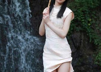 秀人网 - 如果天使也是博主，那肯定是言沫！新作品集已上线，别盯着我说你不期待。