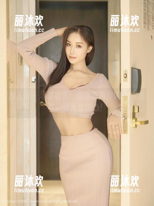 秀人网 - 坦诚相见！最新陈雅漫VICKY写真，透光也透心！