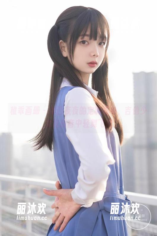 稚乖画册 - 赤西夜夜的定制画卷，吉他少女在乐音中轻舞飞扬