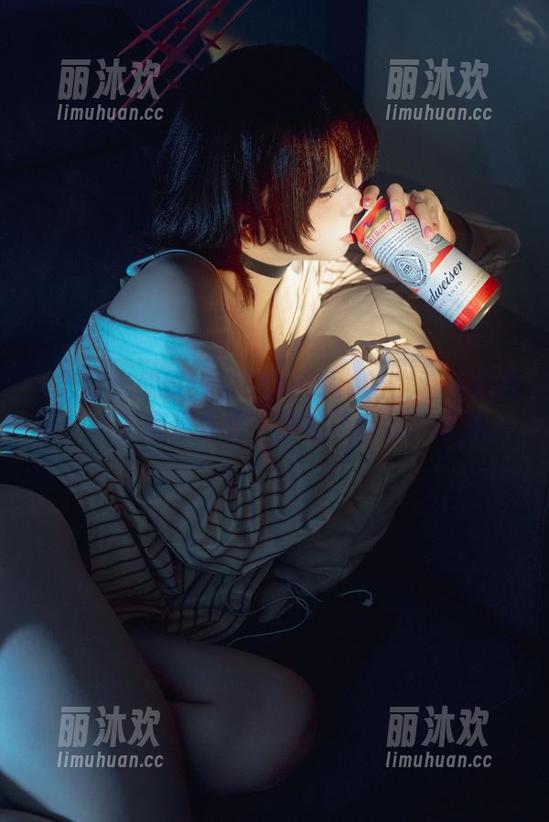 纸悦Etsu_ko 今天就来欣赏纸悦Etsu_ko的优香睡衣套图,资源随便你拿,别忘了保持冷静哦。