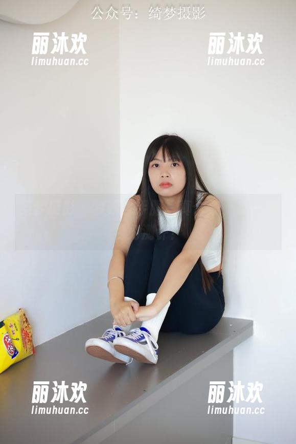绮梦摄影 - 梦妍水手服写真合集，来一场视力测评！